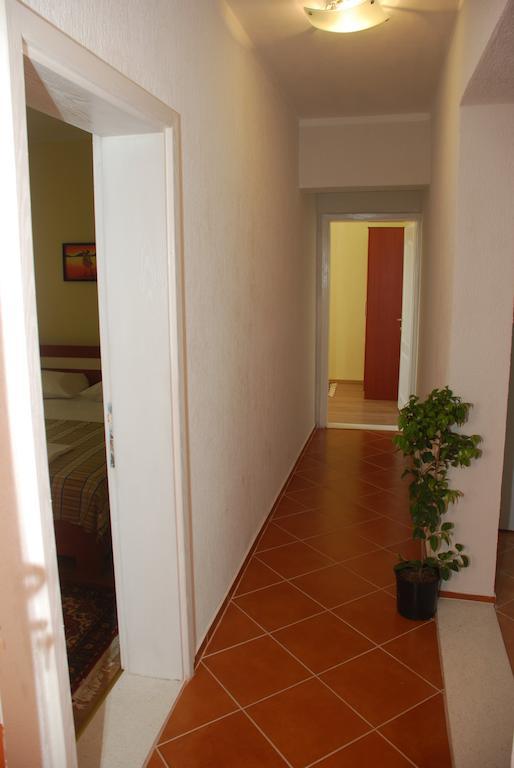 Apartments Ismy Ulcinj Zimmer foto